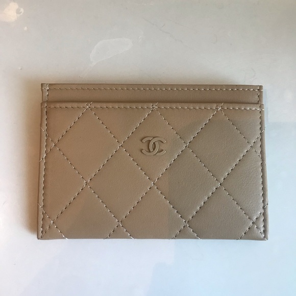 Rare Chanel Card Holder - Picture 3 of 7
